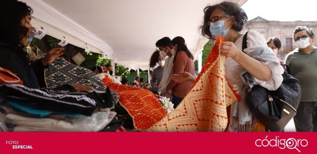 Siguen actividades de la Feria Artesanal en el Jardín Guerrero