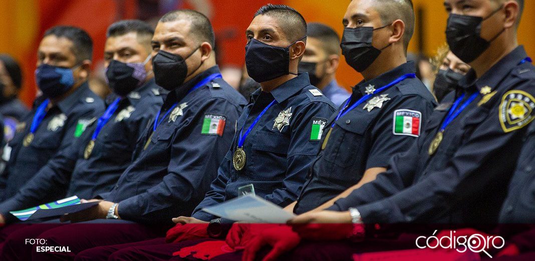 Entregan Premio al Policía del año a elemento de El Marqués