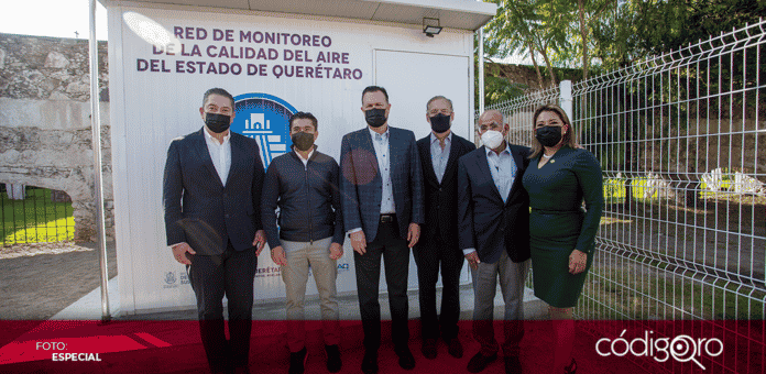 Mauricio Kuri hizo entrega de tres estaciones para el monitoreo de la calidad del aire, con lo que se beneficiará a más de 530 mil habitantes de los municipios de Querétaro y Corregidora