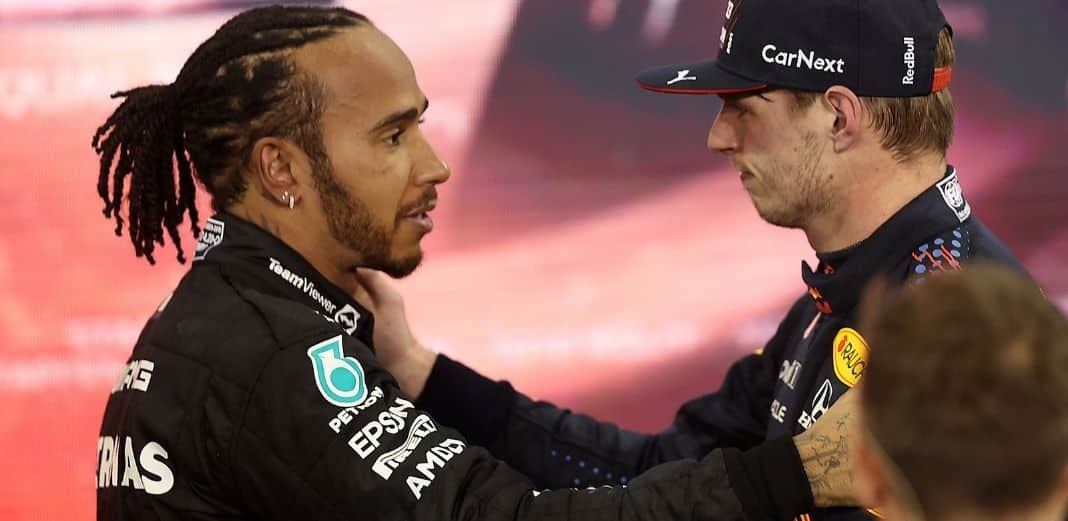 Max Verstappen y Lewis Hamilton libraron una batalla histórica por el campeonato de la Fórmula 1. Foto: Especial