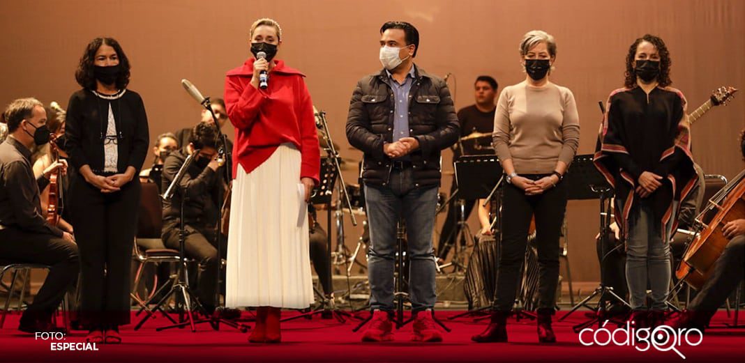 Nava y Arahí Domínguez acuden al concierto The Beatles Sinfónico