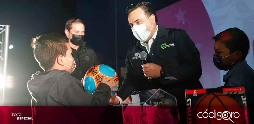 Luis Nava celebra con familias de Félix Osores y Santa Rosa Jáuregui