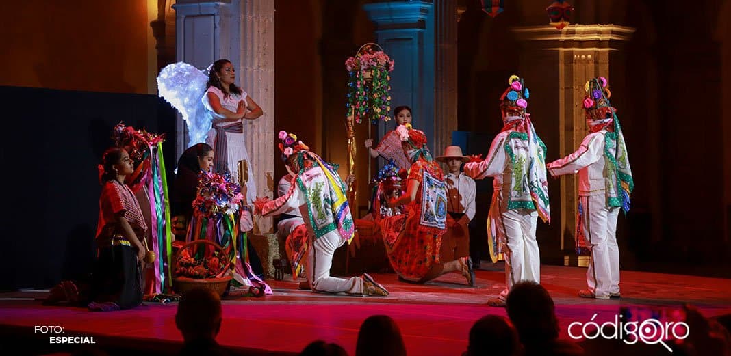Compañía Folklórica de la UAQ presenta espectáculo “Navidad Queretana”