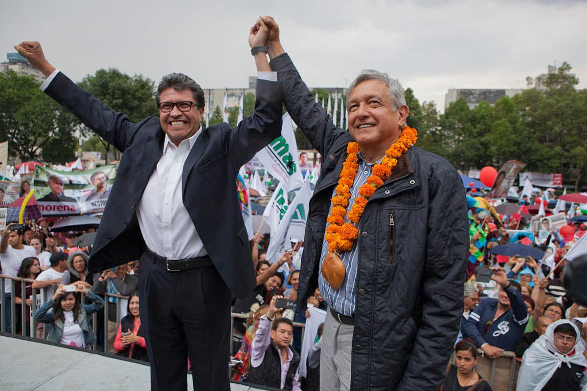 Monreal, coordinador de Morena en el Senado, precisó que el proceso de transformación política encabezada por López Obrador implica opiniones diversas