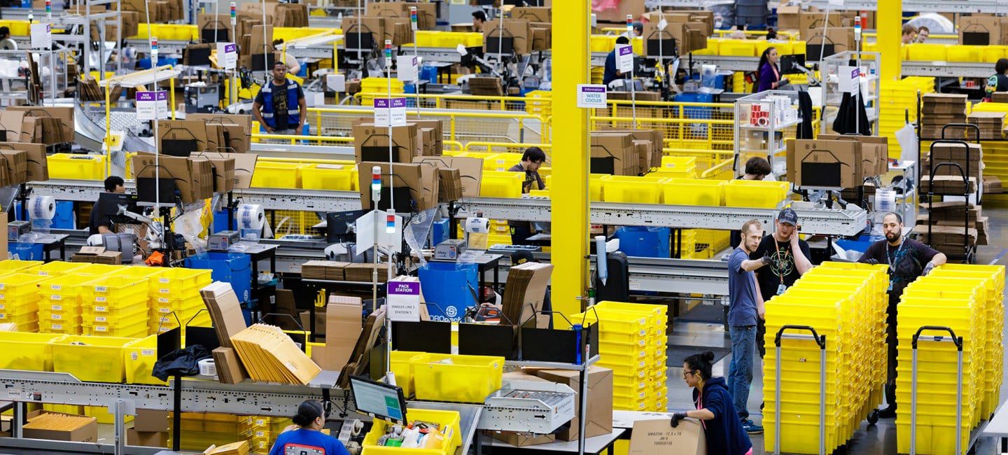 Amazon es el segundo mayor generador de empleos en Estados Unidos, solo por detrás de la cadena de supermercados Walmart
