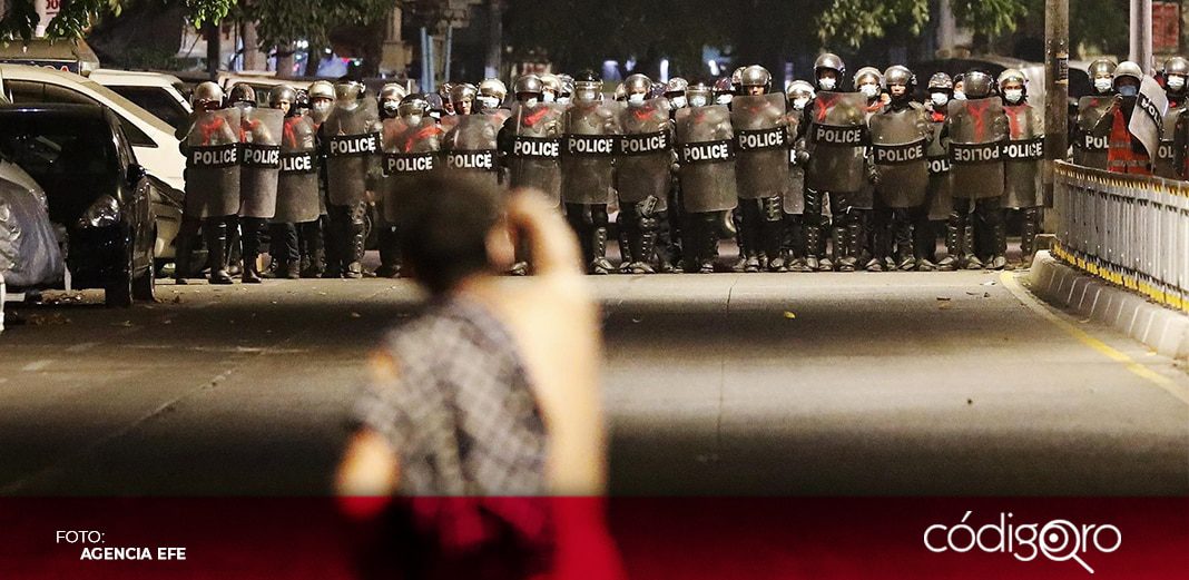 HRW urge bloquear acceso a recursos y armas a Junta Militar de Birmania