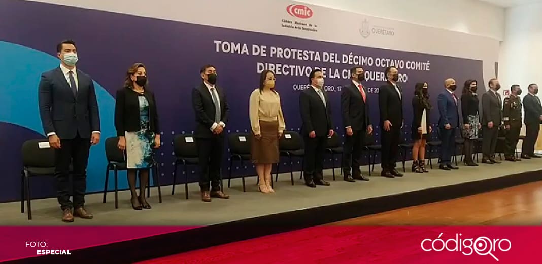 Gobernador toma protesta a nuevo presidente de CMIC Querétaro