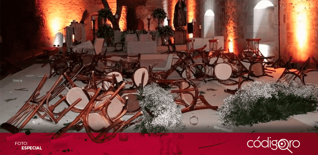 CNTE irrumpe en lugar donde se celebraría boda de Elba Esther Gordillo