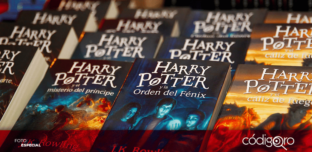 Párroco organiza quema de libros de Harry Potter por "brujería"