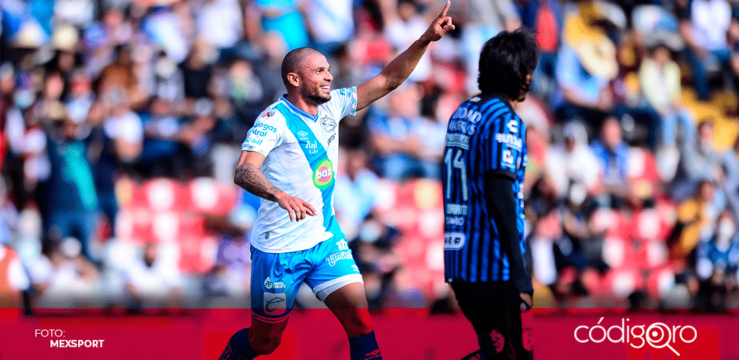 Puebla domina a Gallos Blancos y permanece en la cima de la tabla general