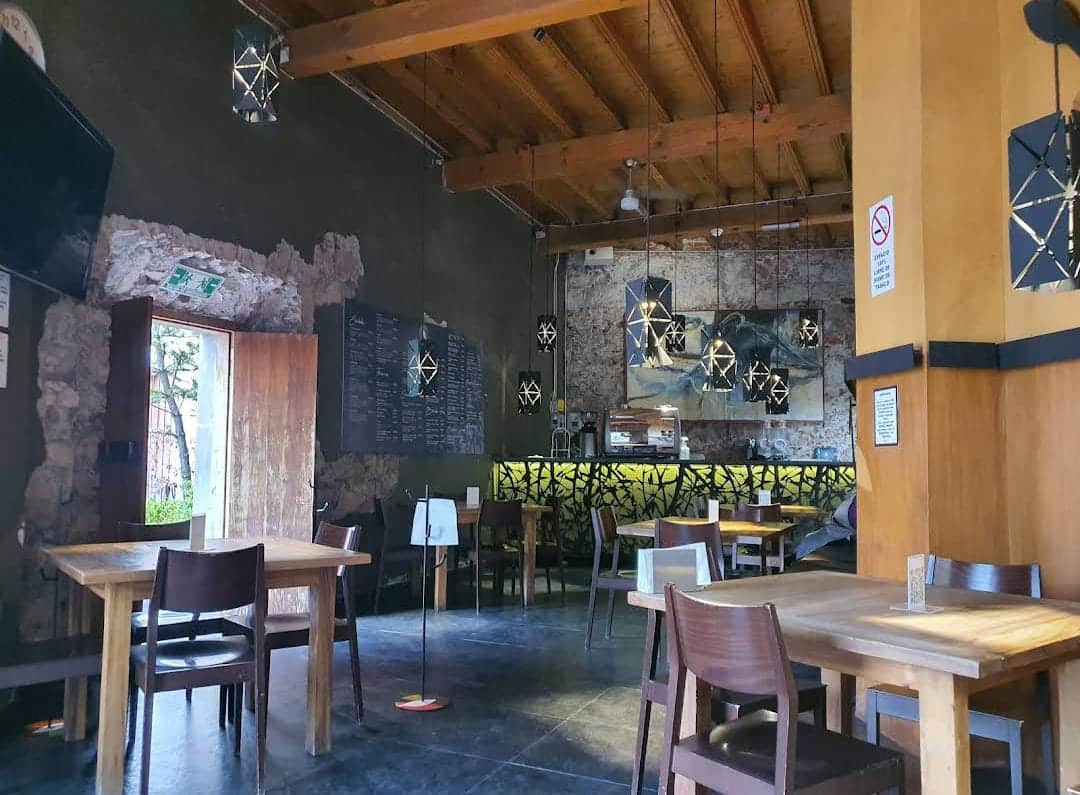 https://www.facebook.com/aldacafe/