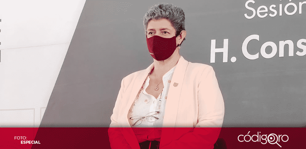 Llama rectora a disminuir brecha de género en instituciones