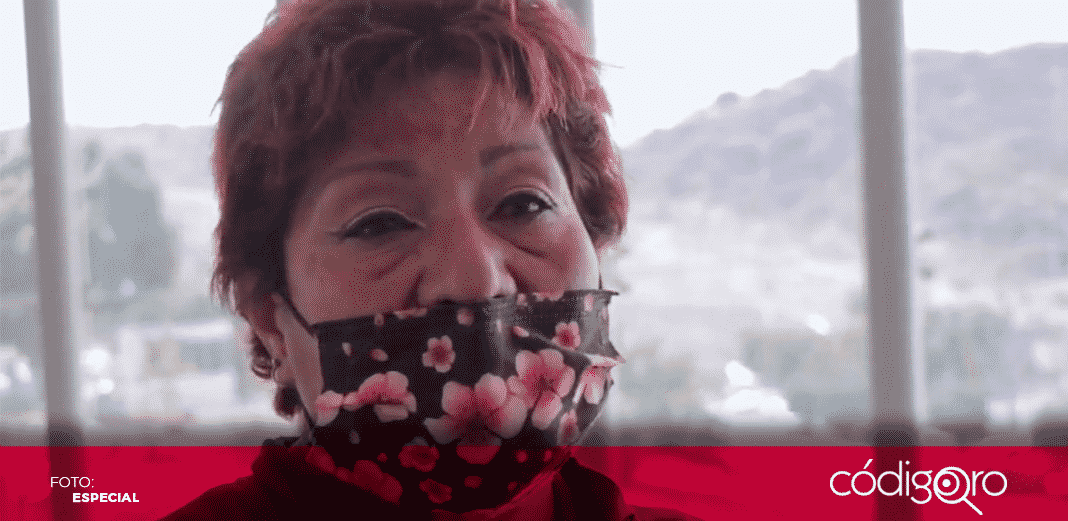Estoy deshecha, pero con él: madre tras entregar a su hijo a la Fiscalía General