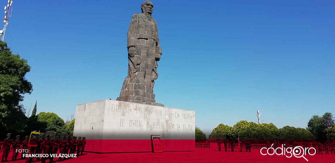 Funcionarios tienen compromiso de seguir principios de Benito Juárez: Murguía