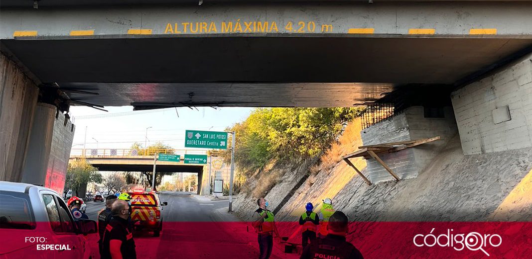 Reparan puente del ferrocarril en bulevar Bernardo Quintana