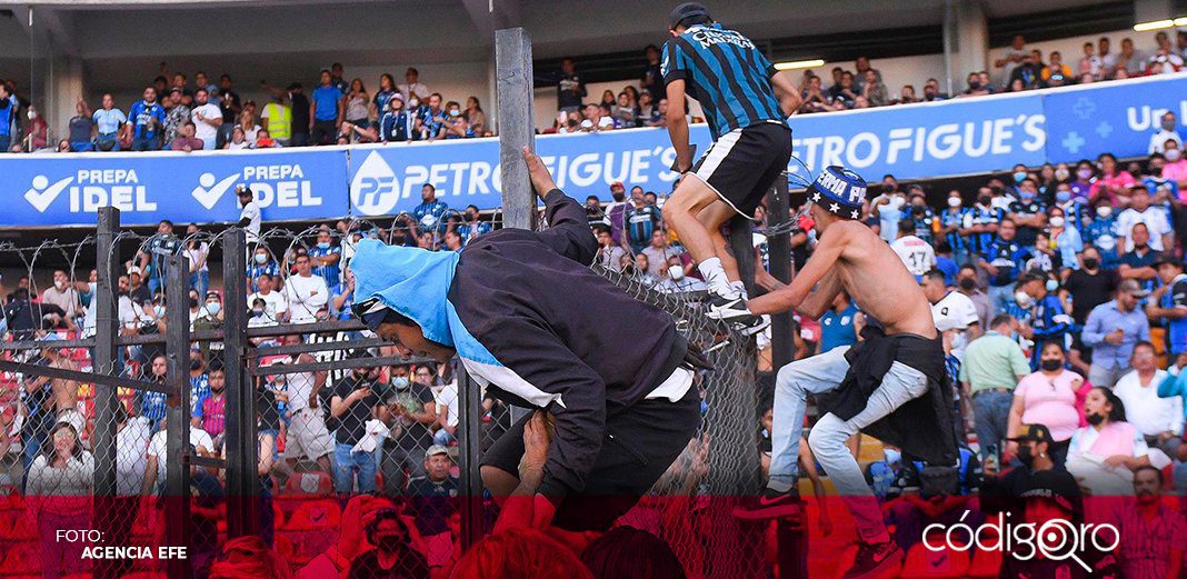 Suspenden a 4 elementos policiales por violencia en Estadio Corregidora