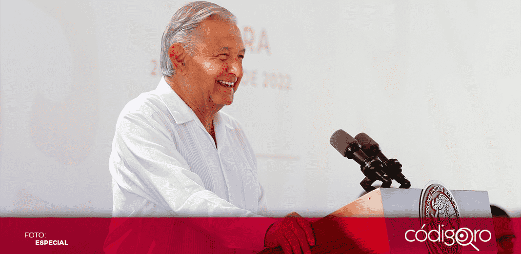 AMLO defiende a Carmelina Esquer, por su "modesto" departamento