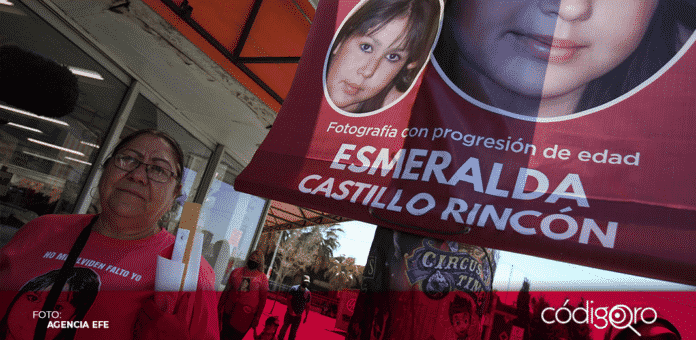 Familiares y amigos de Esmeralda Castillo, desaparecida hace 13 años, se manifestaron en el centro de Ciudad Juárez, donde se le vio por última vez