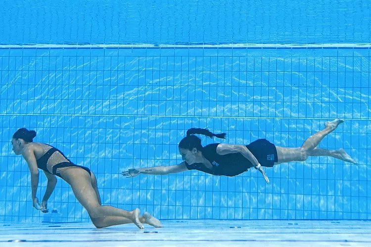 Andrea Fuentes rescata a Anita Álvarez