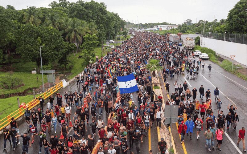 avance de la caravana migrante que esta semana partió del sur con cerca de 15 mil personas