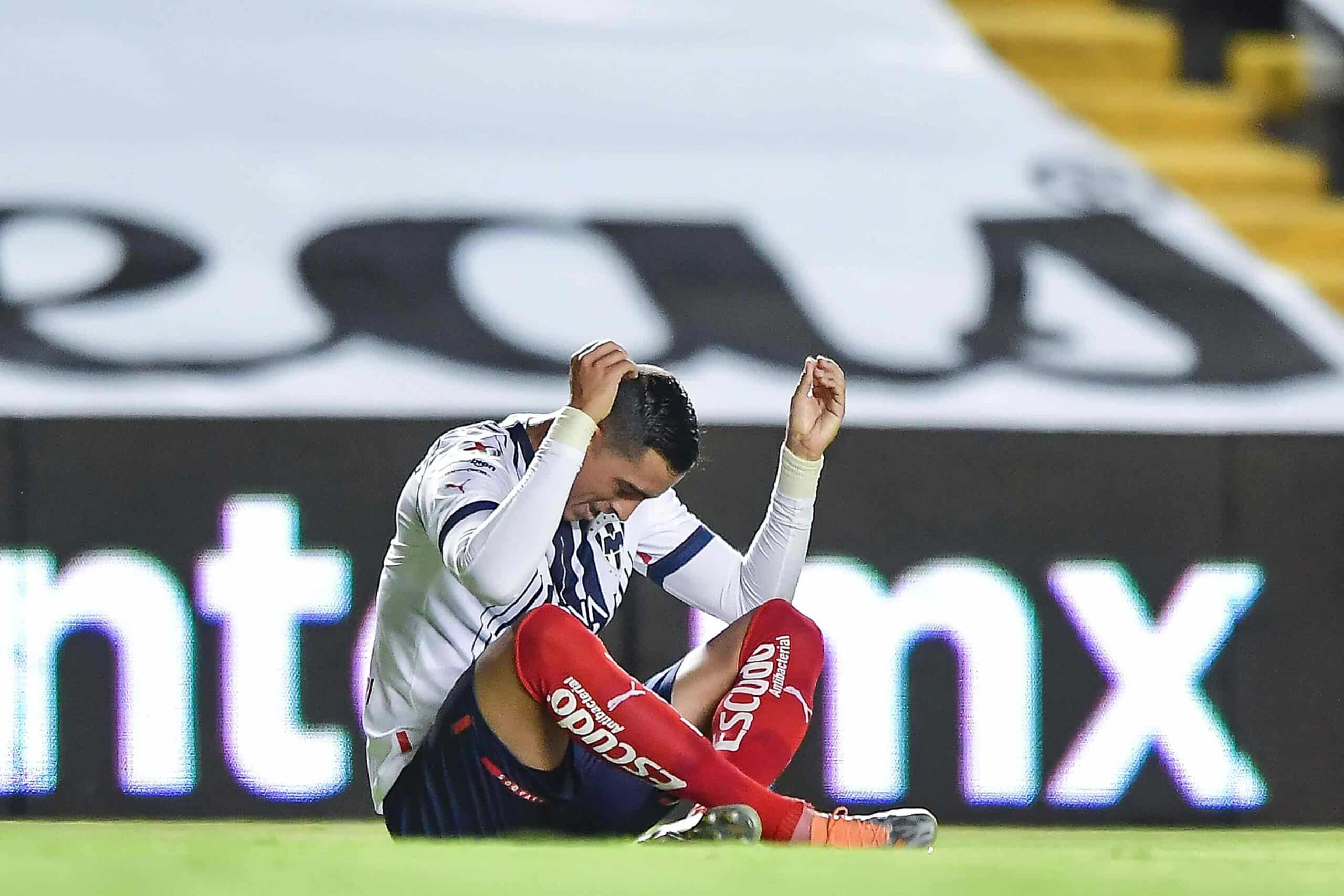 Rogelio Funes Mori marcó el primer gol en la victoria de Rayados frente a Gallos Blancos. Foto: Mexsport