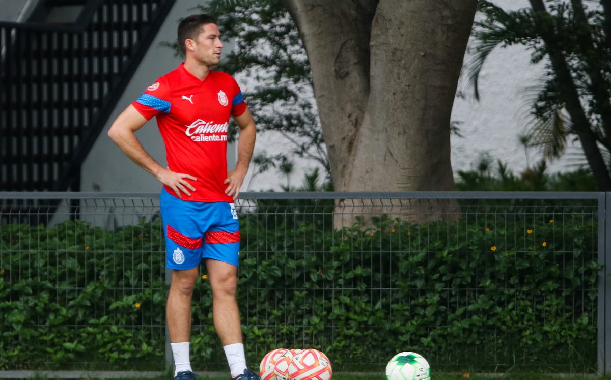 Ormeño ya entrena en Verde Valle, bajo las órdenes del técnico Ricardo Cadena