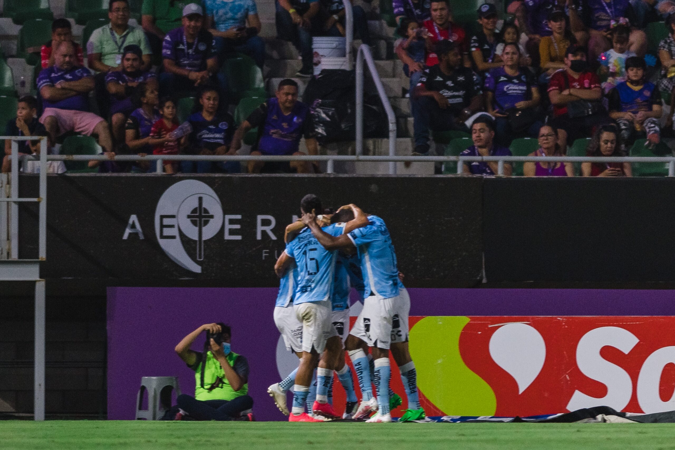 Damián Torres abrió el marcador para los Gallos