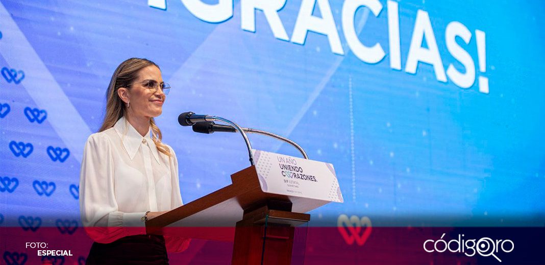 Car Herrera rinde primer informe al frente del DIF Estatal