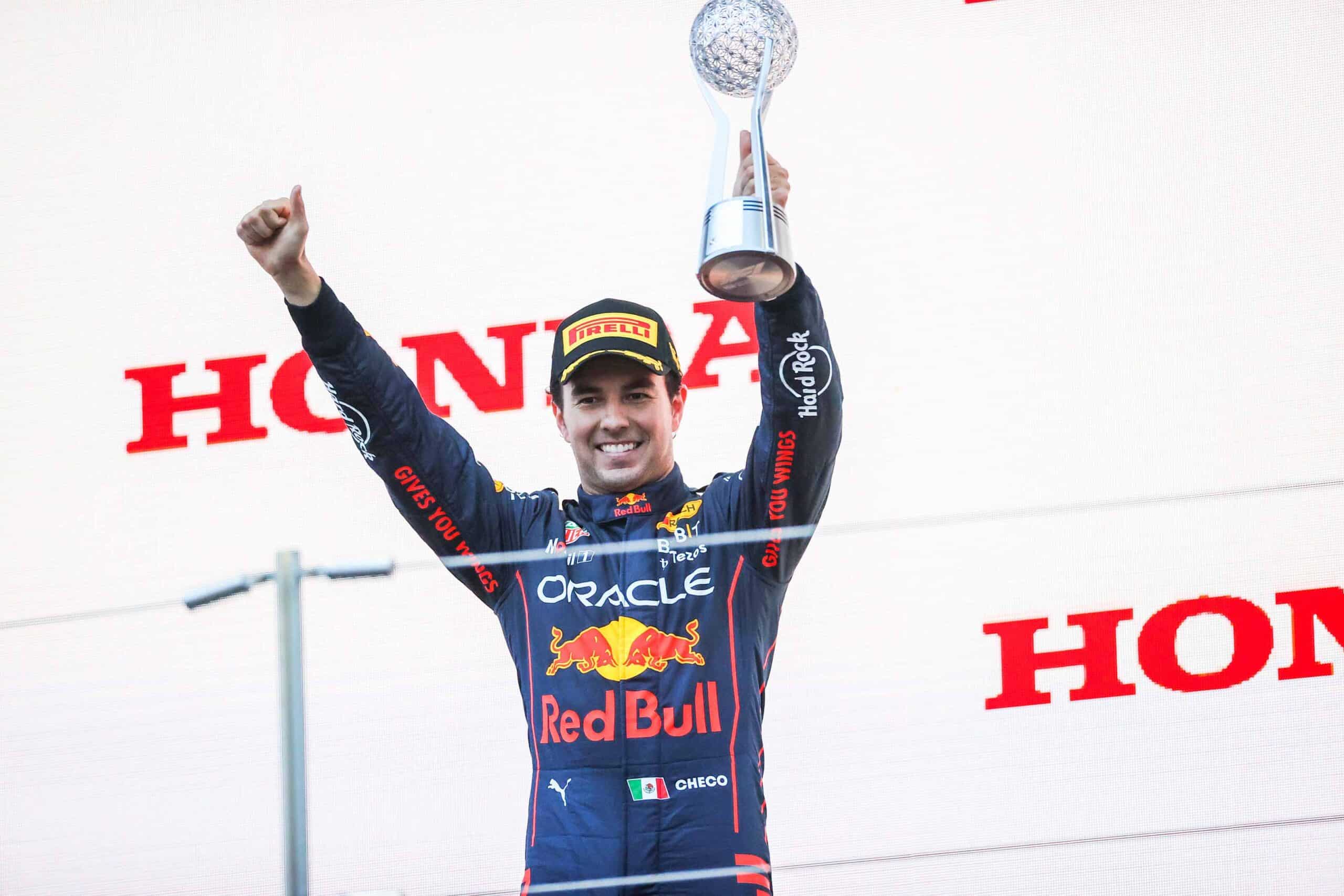 El piloto mexicano de Red Bull, Sergio "Checo" Pérez, finalizó segundo en el Gran Premio de Japón. Foto: Especial
