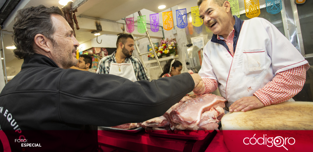 Entrega Kuri remodelación del mercado Benito Juárez en SJR