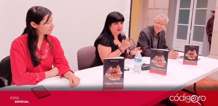 Ofelia Muñoz Catalán presentó el libro 
