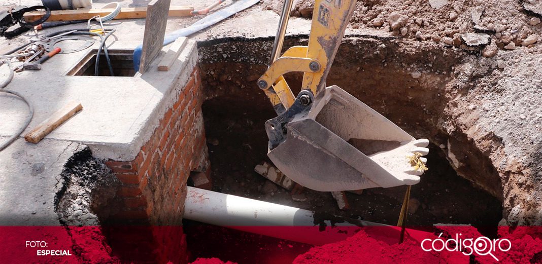 CEA repara hundimiento en calle 18 de marzo