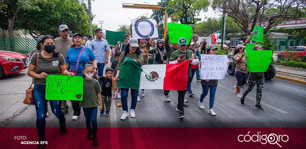 Marchan a favor del Ejército Mexicano en varias ciudades