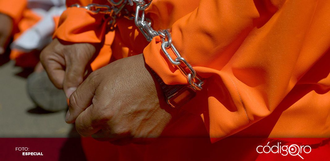 Cadena perpetua a adolescente que mató a puñaladas a una menor