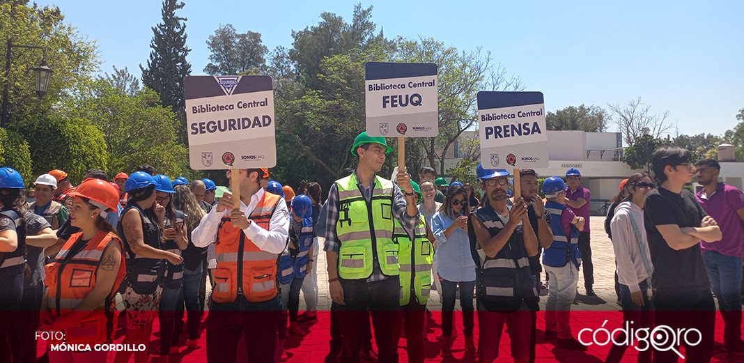 UAQ realiza simulacro de incendio en Biblioteca Central
