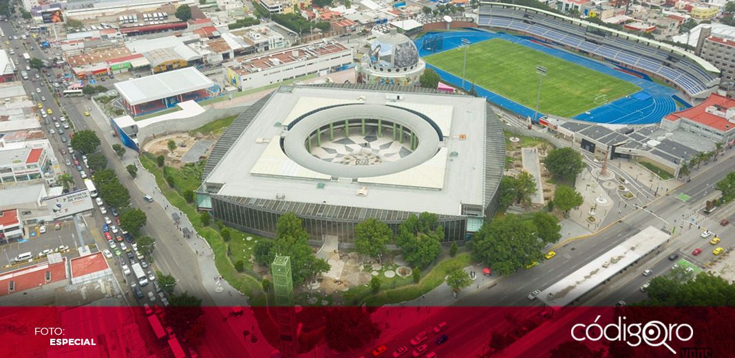 Kuri anuncia proyecto de planetario en el Gómez Morín