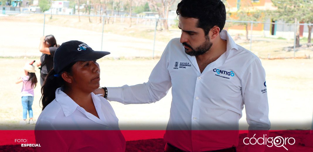 Supervisa Agustín Dorantes entrega de apoyos en Amealco
