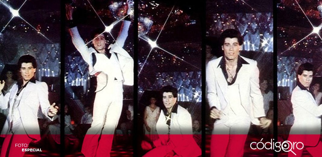 El icónico traje de John Travolta en "Saturday night fever" sale a subasta