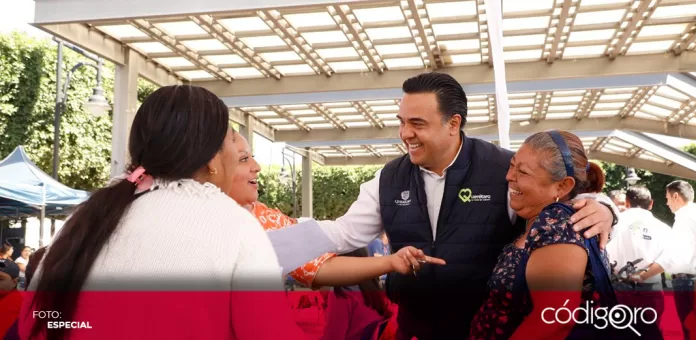 El presidente municipal de Querétaro, Luis Bernardo Nava Guerrero, encabezó el inicio de las Jornadas Contigo. Foto: Especial