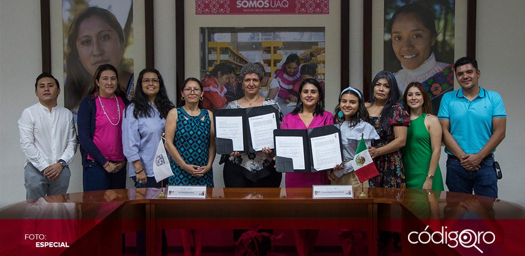 UAQ firma convenio con ADAX Digitales