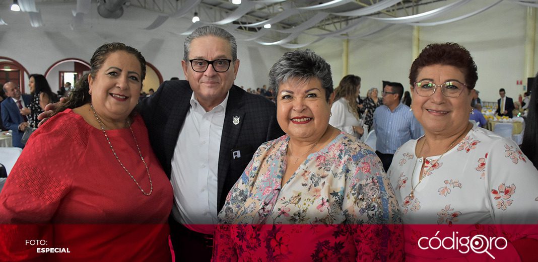 Reconoce USEBEQ a maestros jubilados