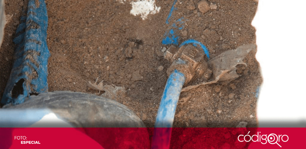 CEA clausura red de distribución clandestina de agua en Corregidora