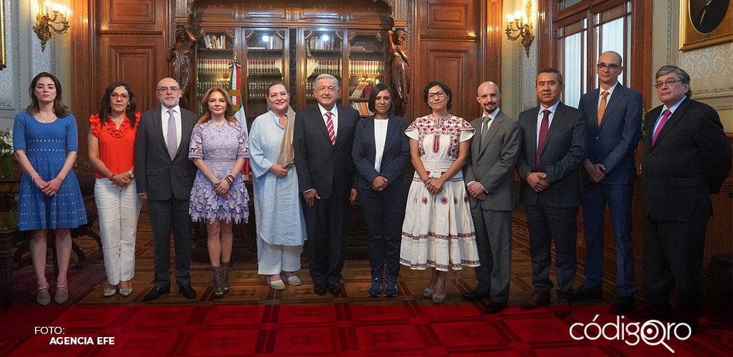 Consejeros del INE se reúnen con López Obrador