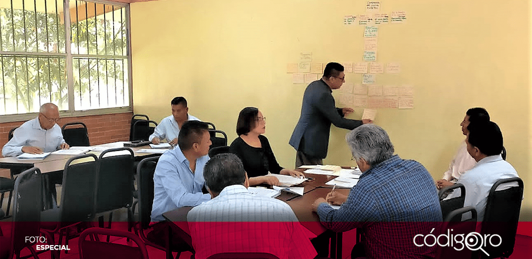 Participan 15 mil profesores en taller intensivo de capacitación