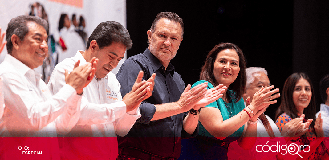 Maestros jubilados recibirán aumento en bono anual