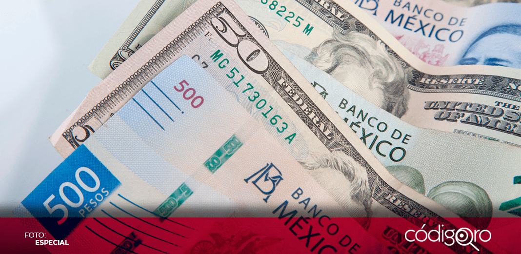 Peso mexicano toca mínimo de 17.05 frente al dólar
