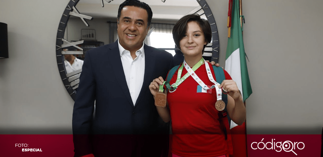 Reconoce Luis Nava a la judoka queretana Kritzabel Reyes Medina