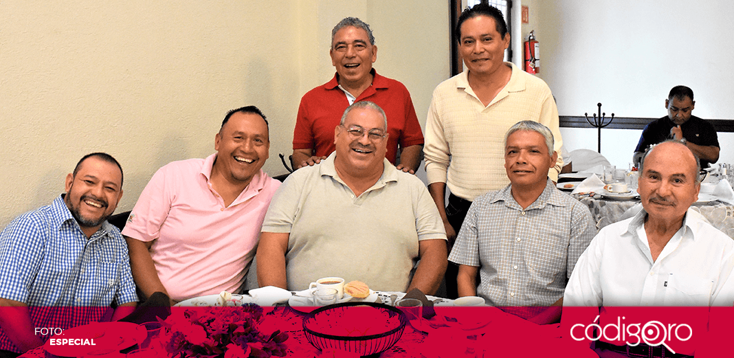 Reconoce USEBEQ a personal de apoyo y asistencia a la educación