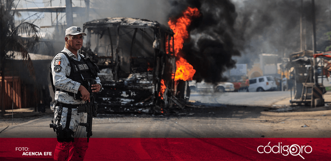 En Acapulco, grupo armado incendia por lo menos 12 vehículos