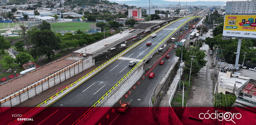 Habilitan puente superior vehicular La Obrera